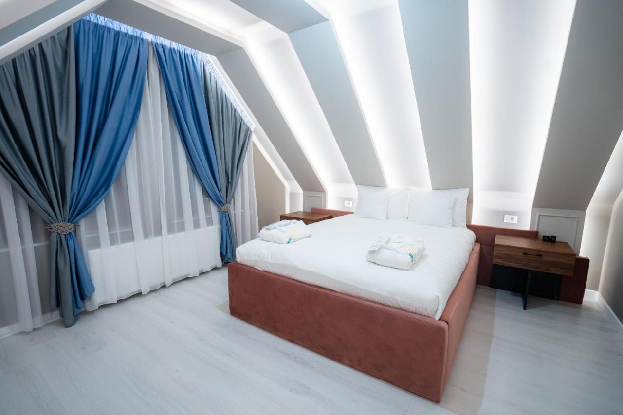 Shimresidence Luxury Radauti Exterior photo